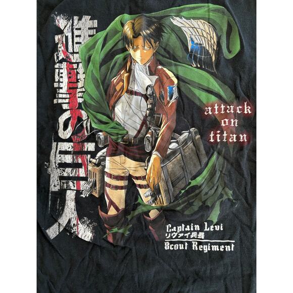 Attack on Titan Captain Levi graphic t-shirt Size Small Crunchy Roll Anime - Picture 2 of 4
